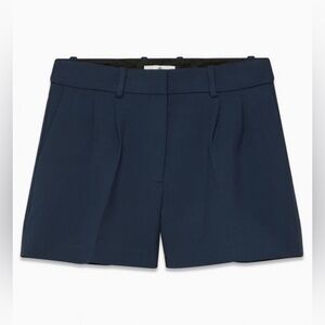 NWT Aritzia Babaton Pleated Mini Short 5” Shorts - Dark Night Navy Marine Blue